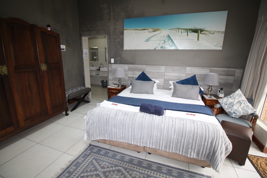 10 Bedroom Property for Sale in Dorchester Heights Eastern Cape